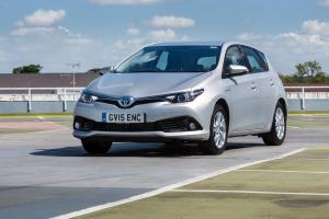 Toyota Auris Hybrid (UK) '2015